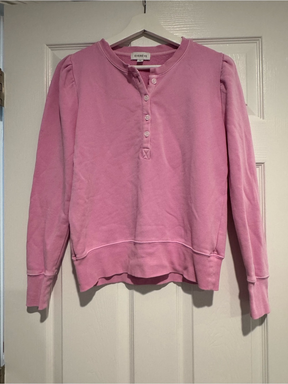 Evereve Women's Light Pink Button Henley Pullover w/ Slightly Puffed Sleeves
